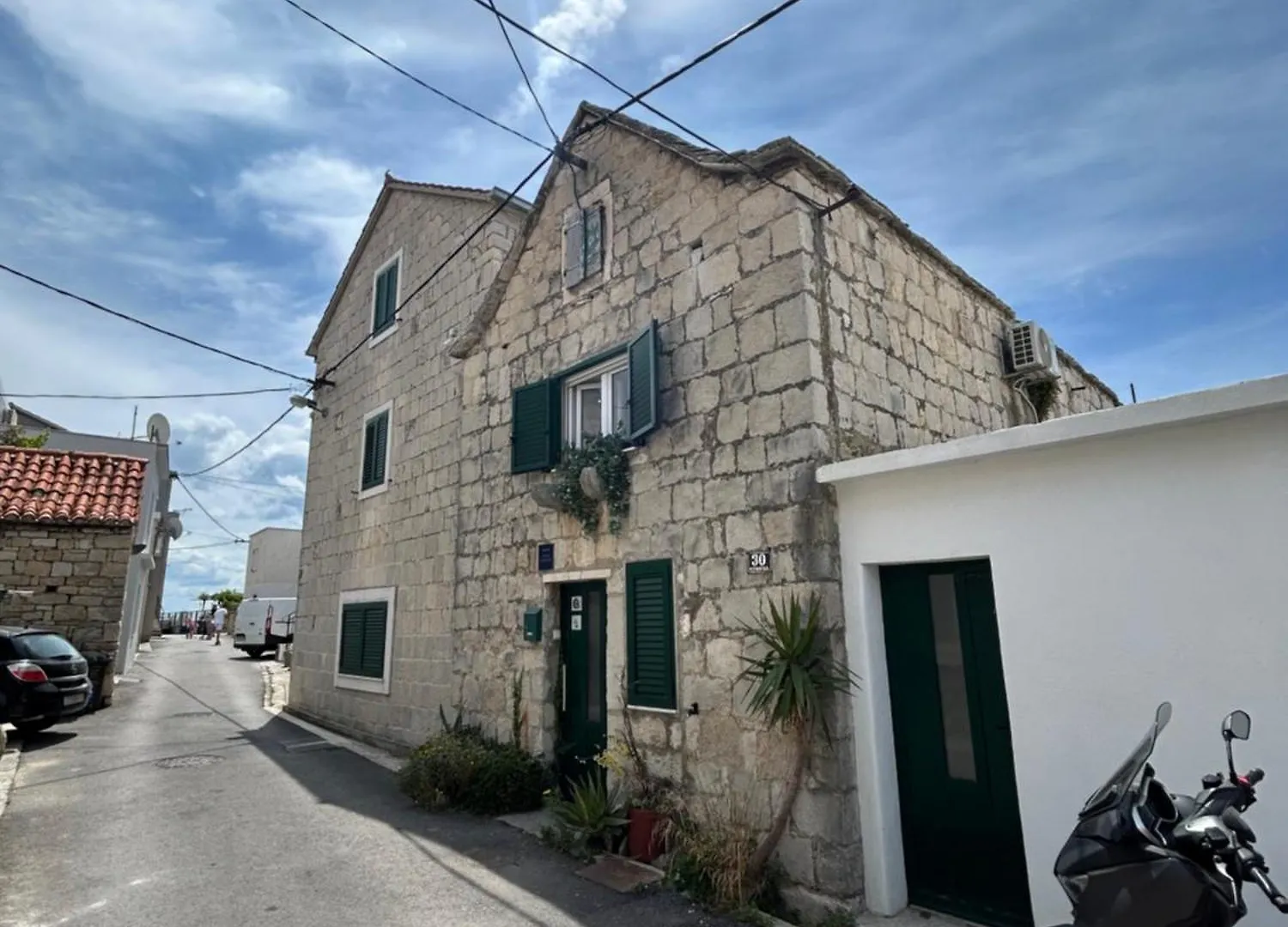 Apartment Kuk Split